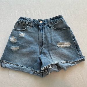 Blue Hollister mom shorts 00